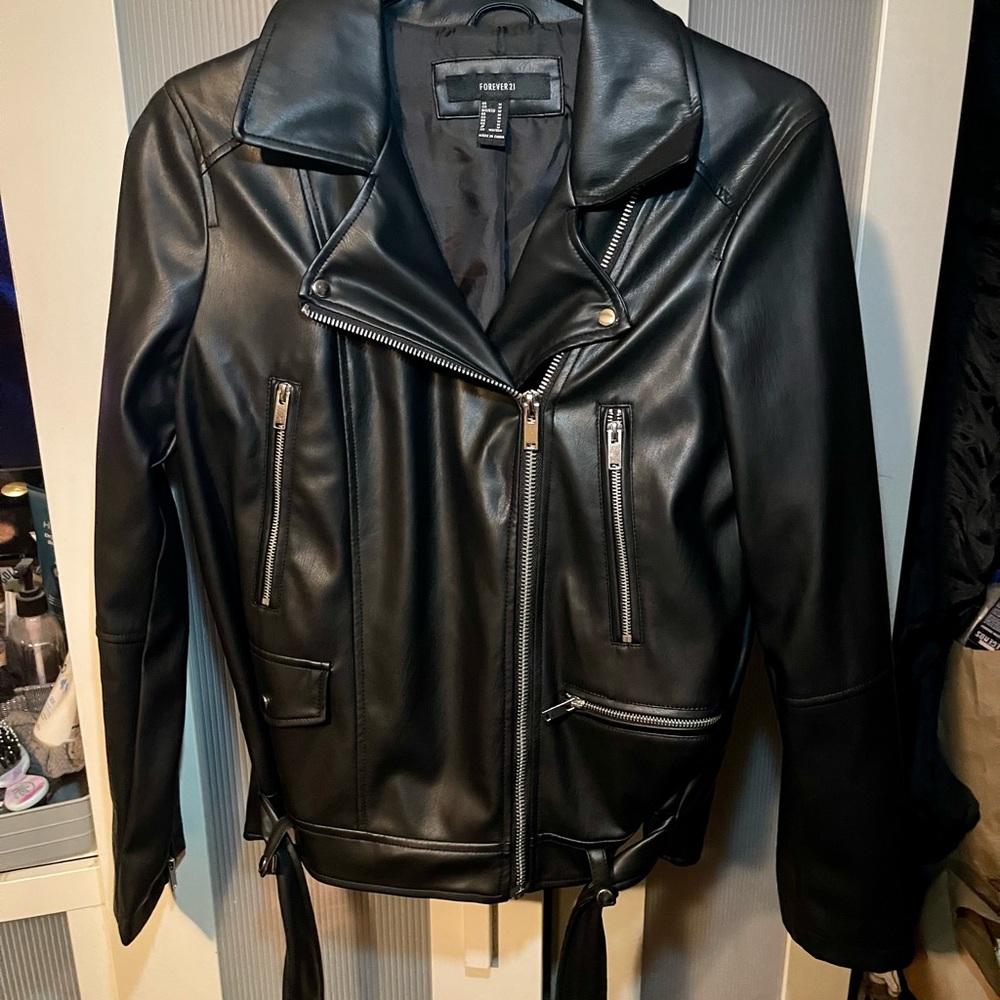 Forever 21 Mens vegan leather Moto jacket